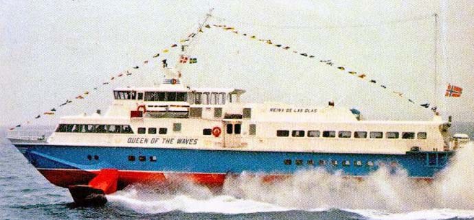 BRG52019700320001 QUEEN OF THE WAVES