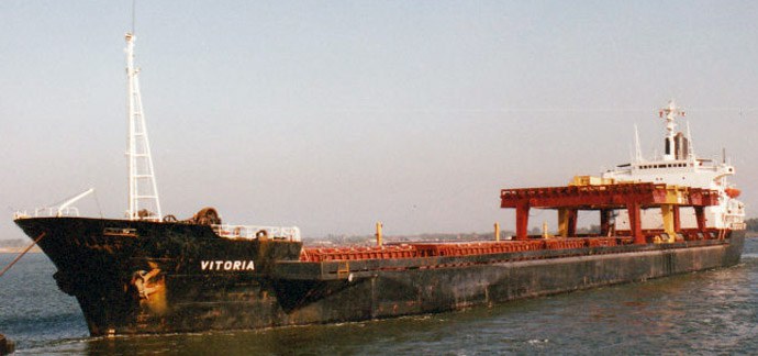 OSL32219890320001 VITORIA