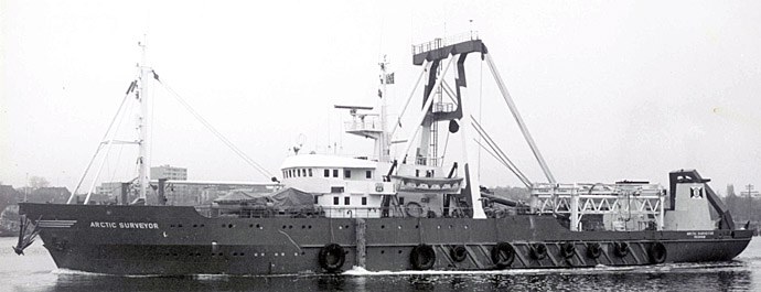TRS10819740120001 ARTIC SURVEYOR