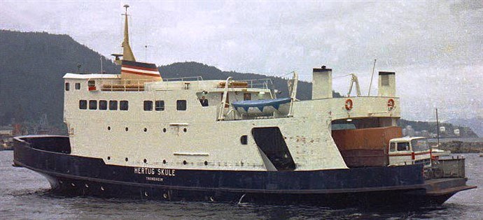 TRH11119690120001 HERTUG SKULE